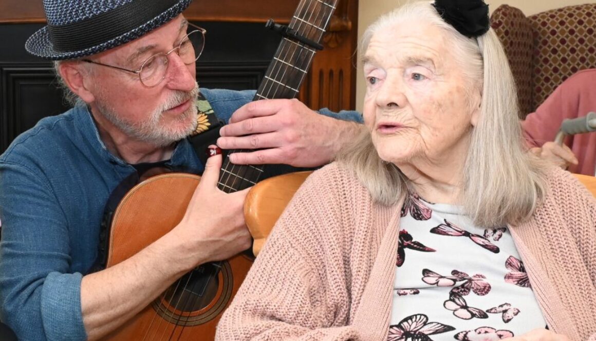 John, Liam Merriman and Lily PICTURE Vicky Comerford